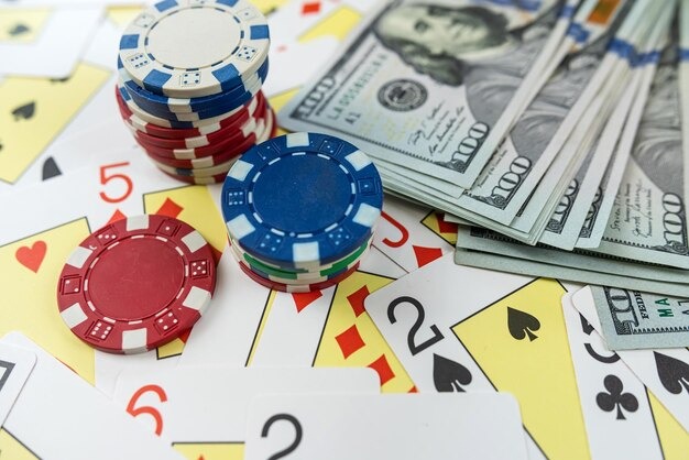 dinamid4d mobile app interface showing football betting markets and live casino options